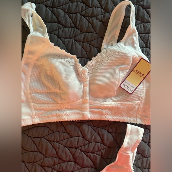 BUNDLE Three NEW Bras - Picture 2 of 5